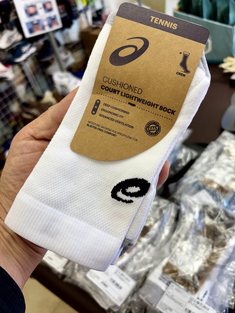 足に吸い付く感覚。アシックス新作イタリア製ソックスが理想形だった【テニスショップ通販店長のブログ＠テニスショップLAFINO 西山克久】