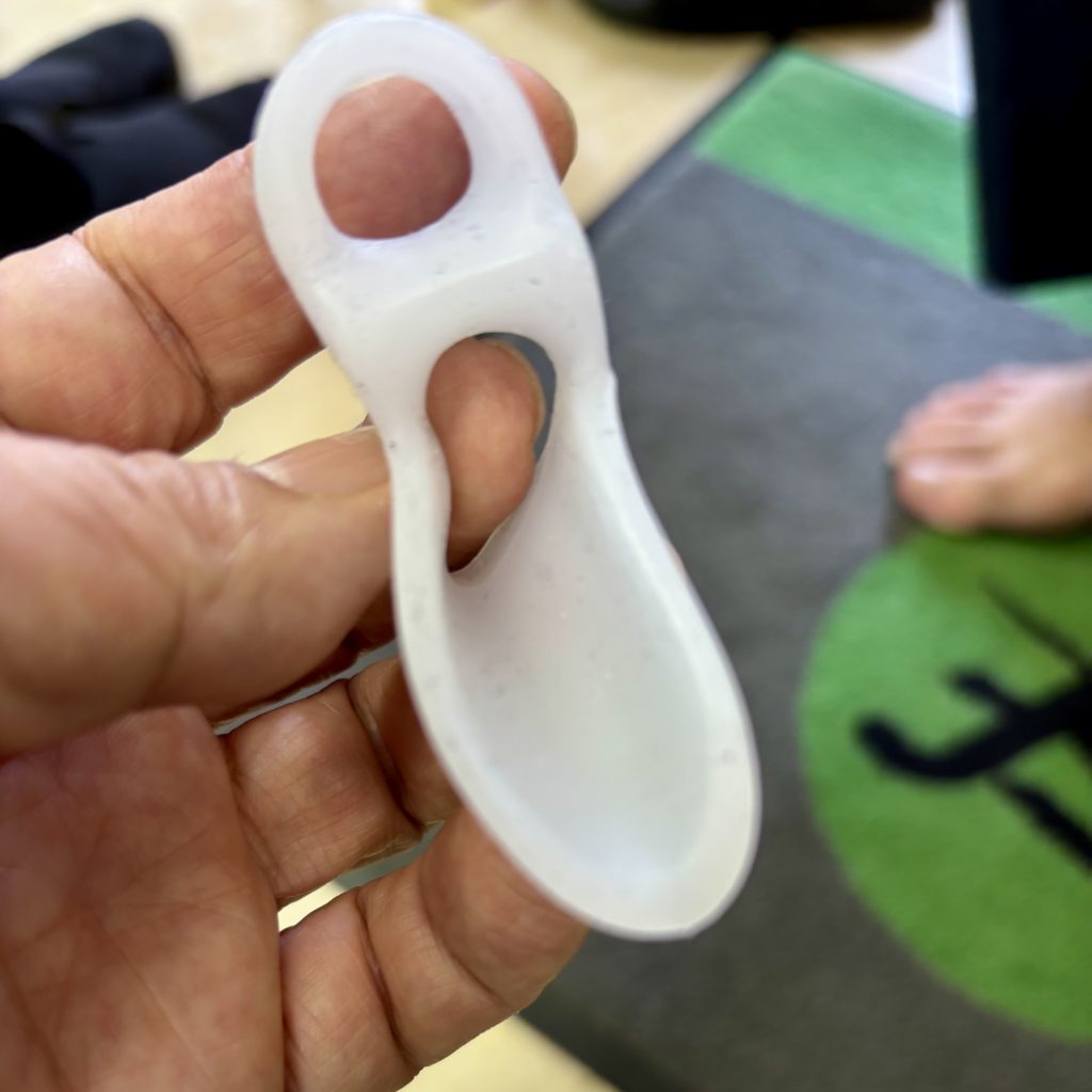 「インソールで人生が変わる？親子で見つけた改善の道」【テニスショップ通販店長のブログ＠テニスショップLAFINO 西山克久】