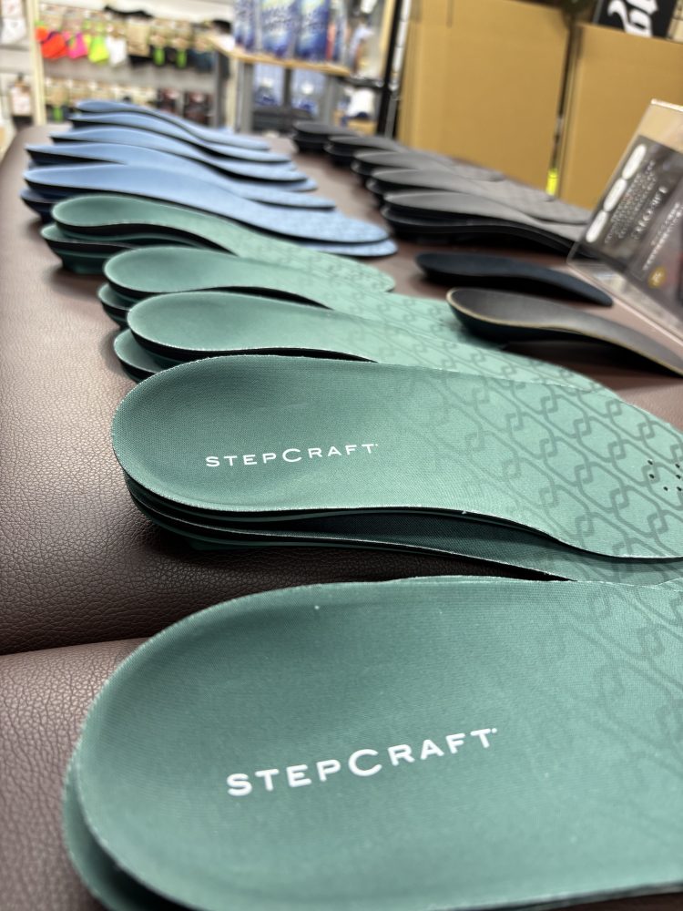 StepCraftは安全靴の疲れに最適なインソール【テニスショップ通販店長のブログ＠テニスショップLAFINO 西山克久】