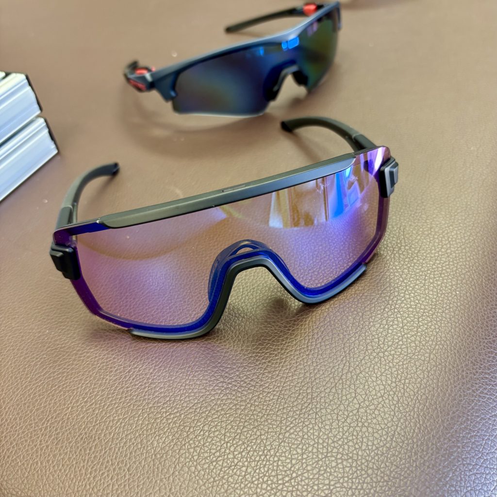 サングラスで「ボールが見えにくい」は異常です【テニスショップ通販店長のブログ＠テニスショップLAFINO 西山克久】