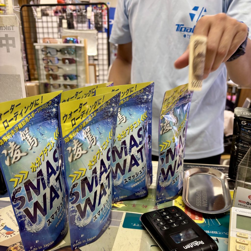 「痙攣・熱中症対策に。テニス部顧問もまとめ買いした水分戦略」【テニスショップ通販店長のブログ＠テニスショップLAFINO 西山克久】