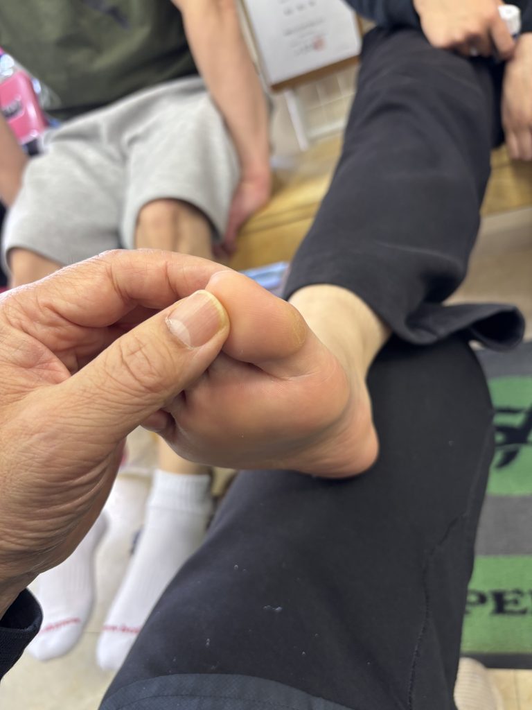 「着地が、すべてを決めている。」【テニスショップ通販店長のブログ＠テニスショップLAFINO 西山克久】