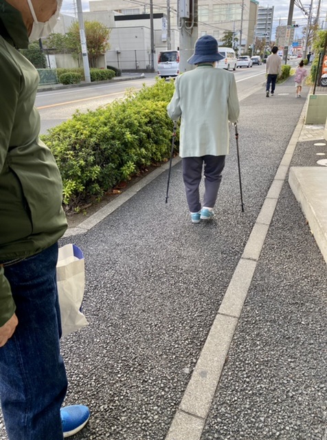 94歳「歩きたい」を叶える為【テニスショップ通販店長のブログ＠テニスショップLAFINO 西山克久】