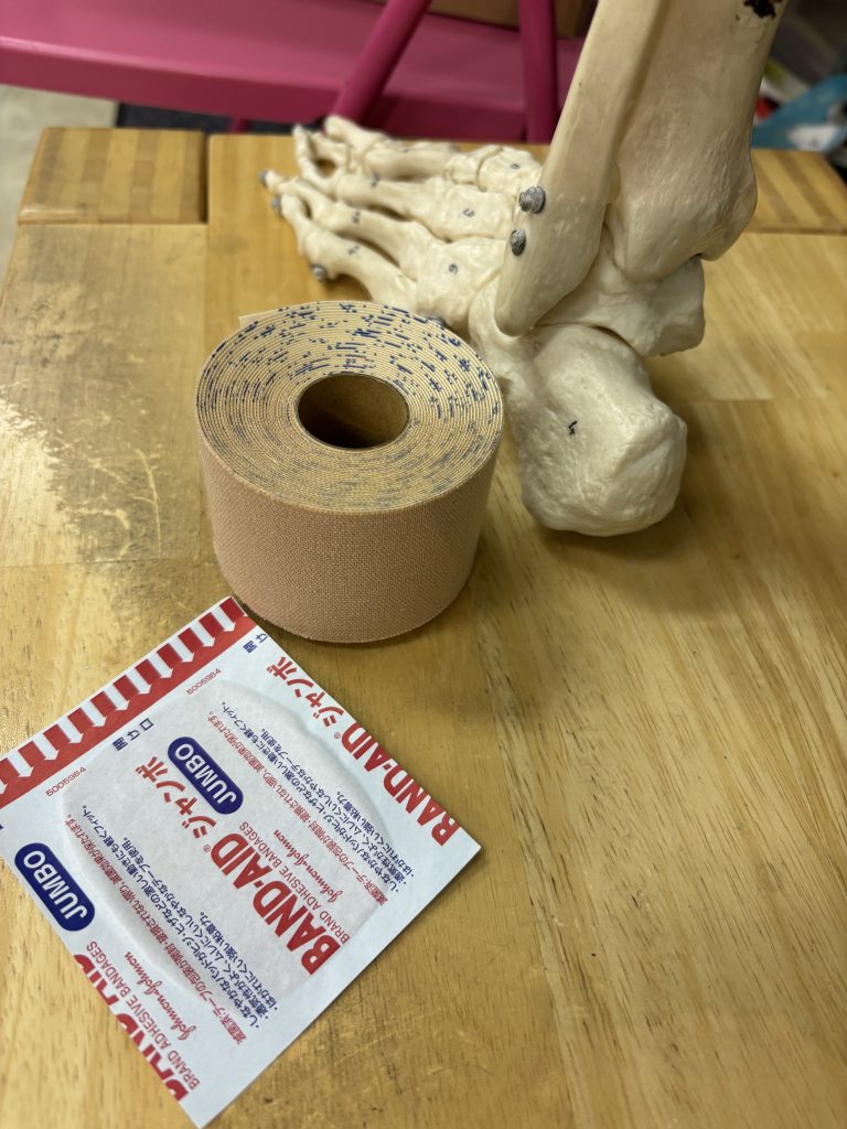 靴擦れの原因と改善。【テニスショップ通販店長のブログ＠テニスショップLAFINO 西山克久】