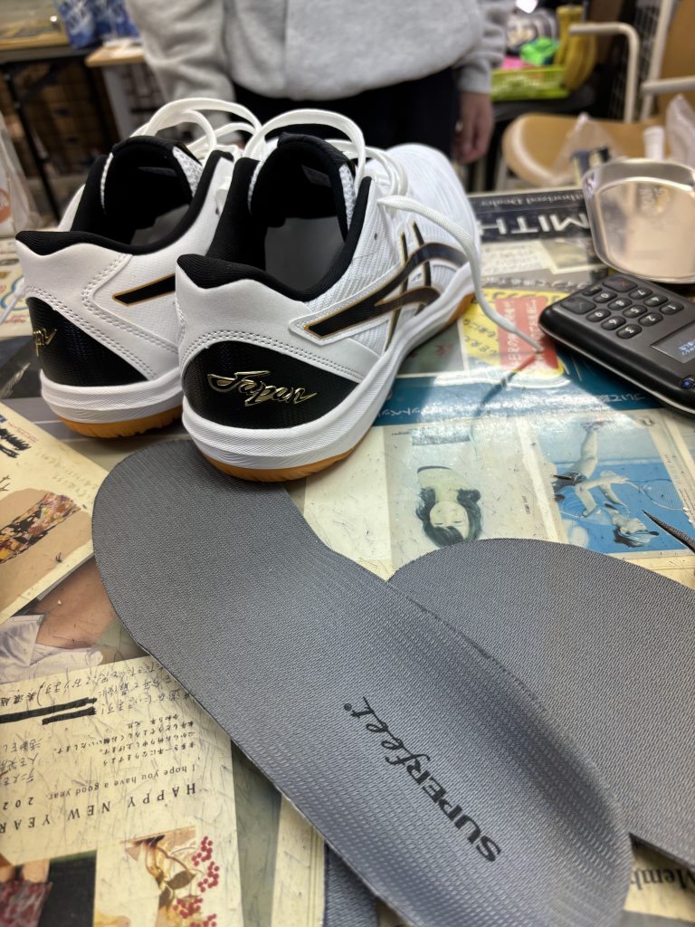 リベロの要は“足元”。未来のスター選手候補をサポートしました✨【テニスショップ通販店長のブログ＠テニスショップLAFINO 西山克久】